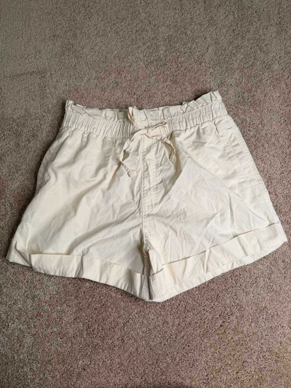 Abercrombie & Fitch Ultra High Rise Paperbag Shorts Elastic Waist NWT Size XL